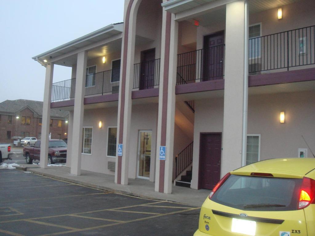 Townhouse Inn & Suites Omaha Eksteriør bilde
